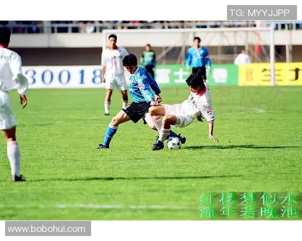 大连足球明星金斯的辉煌历程与未来展望分析